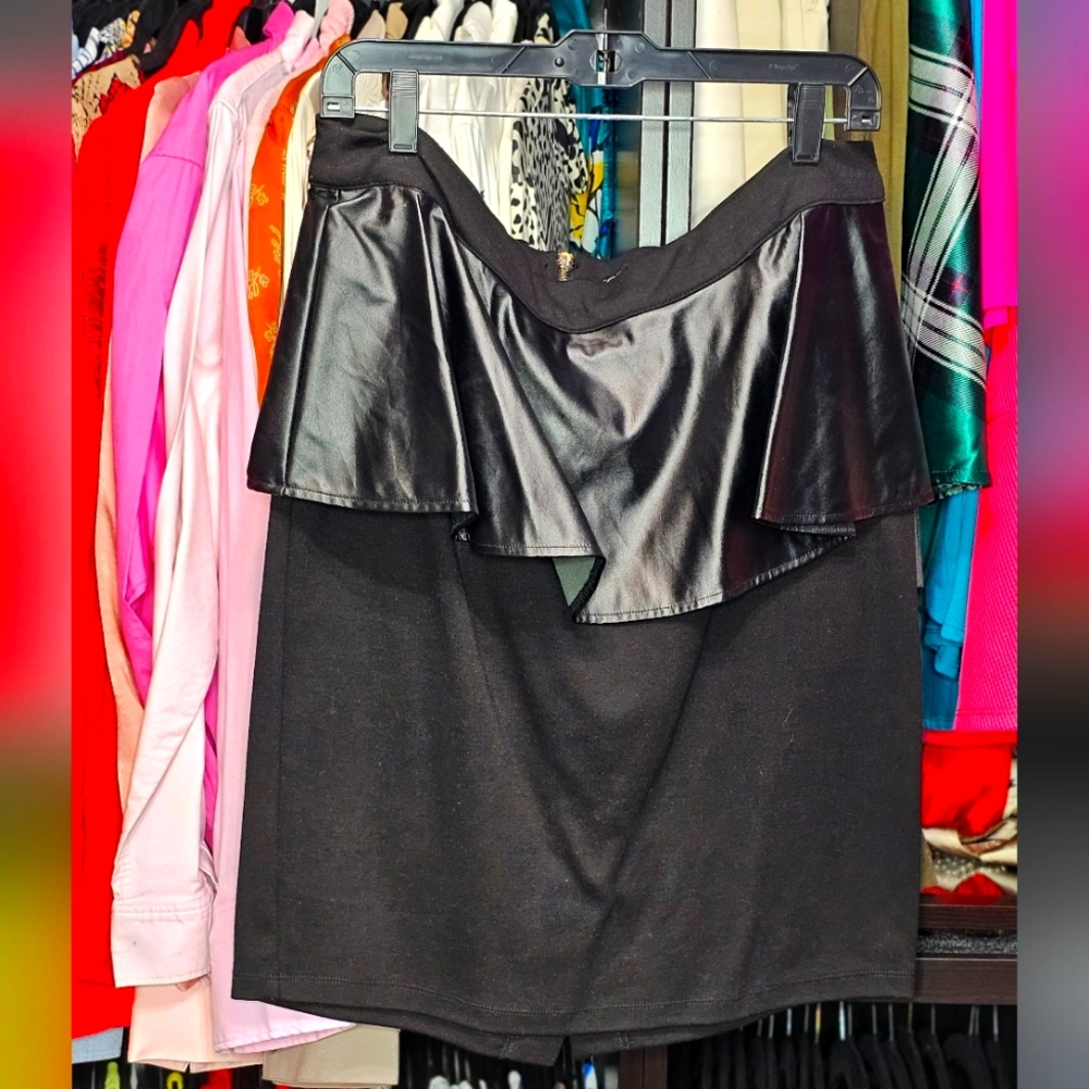 Forever 21 Faux Leather Peplum Mini Skirt